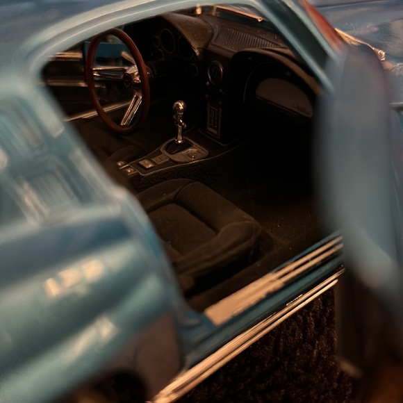 1965 all metal with rubber tires scale 1/18 - Picture 10 of 14